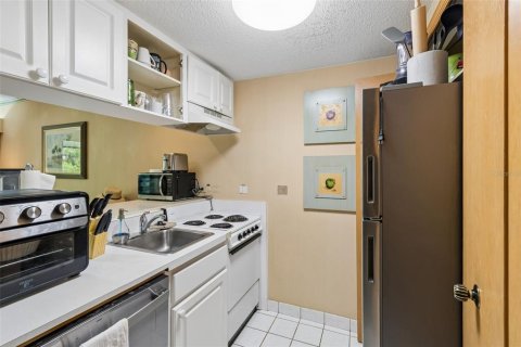 Купить кондоминиум в Палм-Харбор, Флорида 3 комнаты, 49.24м2, № 2108193 - фото 6