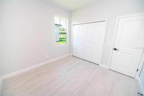 Casa en venta en Kissimmee, Florida, 4 dormitorios, 150.78 m2 № 2096884 - foto 11
