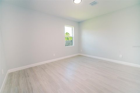 Casa en venta en Kissimmee, Florida, 4 dormitorios, 150.78 m2 № 2096884 - foto 19