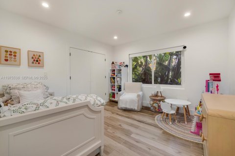 House in Miami, Florida 3 bedrooms, 201.04 sq.m. № 2042770 - photo 30