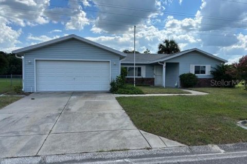 Villa ou maison à vendre à Summerfield, Floride: 3 chambres, 136.19 m2 № 1847878 - photo 2