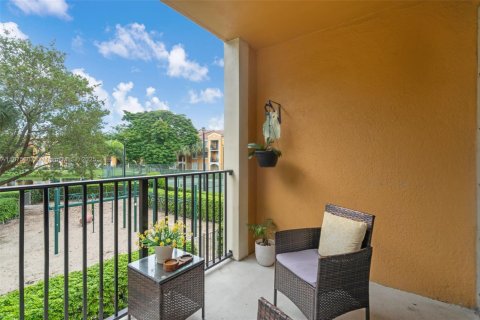 Condominio en venta en Miramar, Florida, 3 dormitorios, 110.74 m2 № 1926346 - foto 17