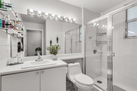 Condominio en venta en Miramar, Florida, 3 dormitorios, 110.74 m2 № 1926346 - foto 14