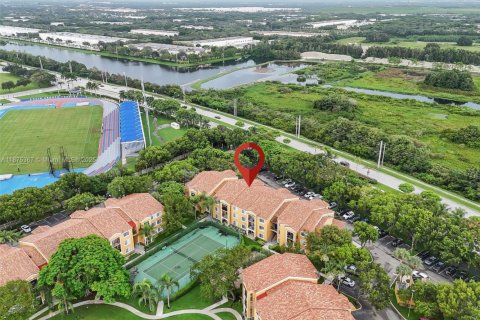 Condominio en venta en Miramar, Florida, 3 dormitorios, 110.74 m2 № 1926346 - foto 21
