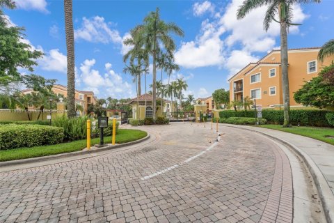Condominio en venta en Miramar, Florida, 3 dormitorios, 110.74 m2 № 1926346 - foto 24