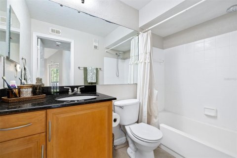 Condominio en venta en Palm Harbor, Florida, 1 dormitorio, 109.44 m2 № 1757807 - foto 25