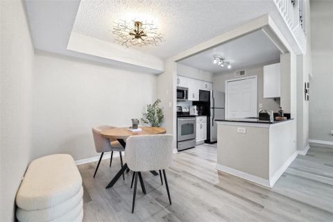 Condominio en venta en Palm Harbor, Florida, 1 dormitorio, 109.44 m2 № 1757807 - foto 18