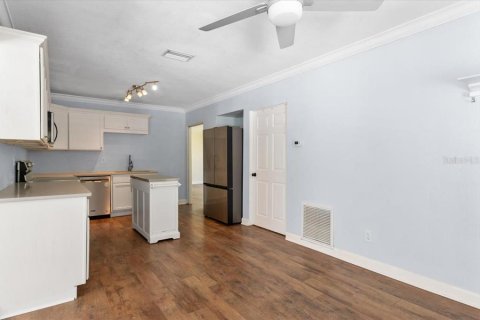 House in Bradenton, Florida 5 bedrooms, 215.25 sq.m. № 1844927 - photo 26