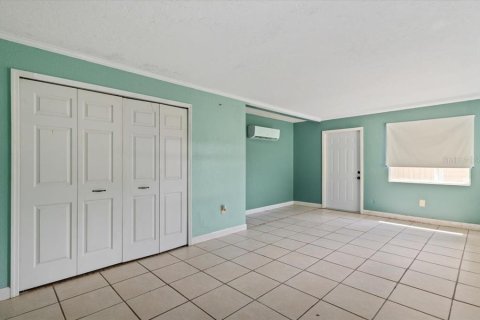 House in Bradenton, Florida 5 bedrooms, 215.25 sq.m. № 1844927 - photo 18