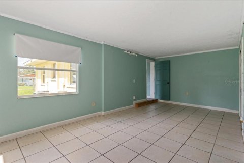 House in Bradenton, Florida 5 bedrooms, 215.25 sq.m. № 1844927 - photo 17