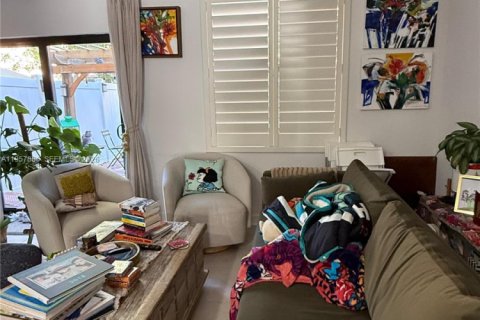 Adosado en venta en Hialeah Gardens, Florida, 3 dormitorios, 143.53 m2 № 2025736 - foto 23