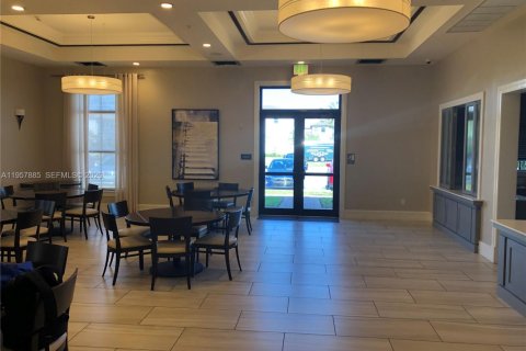 Купить таунхаус в Хайалиа Гарденс, Флорида 3 спальни, 143.53м2, № 2025736 - фото 9