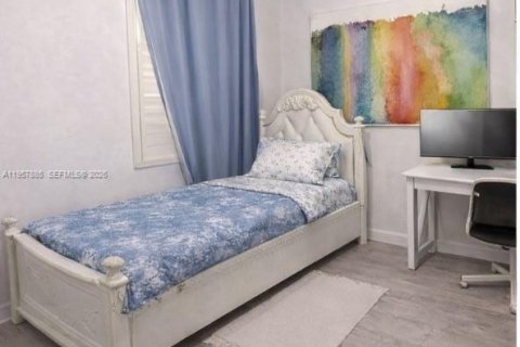 Adosado en venta en Hialeah Gardens, Florida, 3 dormitorios, 143.53 m2 № 2025736 - foto 19