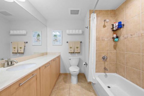 Condominio en venta en Fort Lauderdale, Florida, 2 dormitorios, 115.76 m2 № 2252751 - foto 18