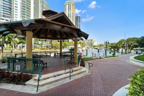 Condominio en venta en Fort Lauderdale, Florida, 2 dormitorios, 115.76 m2 № 2252751 - foto 27