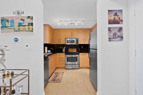 Condominio en venta en Fort Lauderdale, Florida, 2 dormitorios, 115.76 m2 № 2252751 - foto 4