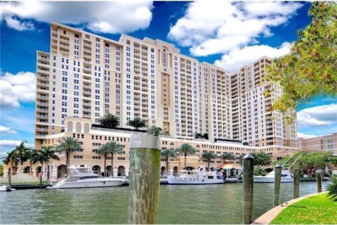 Condominio en venta en Fort Lauderdale, Florida, 2 dormitorios, 115.76 m2 № 2252751 - foto 24
