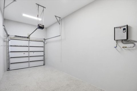 Купить виллу или дом в Холливуд, Флорида 4 спальни, 246.84м2, № 2033724 - фото 11