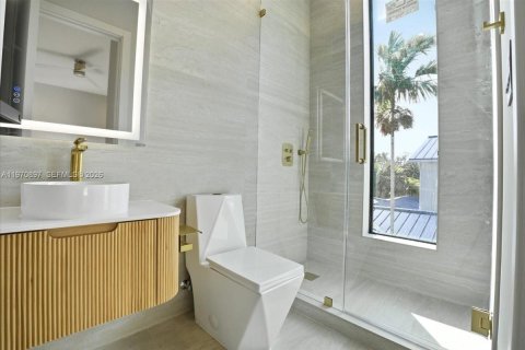 Купить виллу или дом в Холливуд, Флорида 4 спальни, 246.84м2, № 2033724 - фото 23