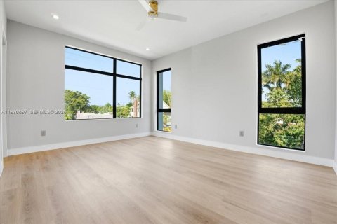 Купить виллу или дом в Холливуд, Флорида 4 спальни, 246.84м2, № 2033724 - фото 26