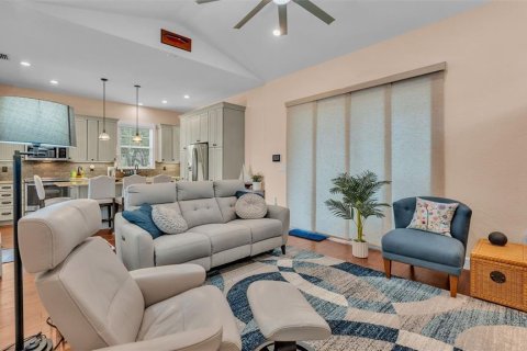 Casa en venta en Polk City, Florida, 1 dormitorio, 84.17 m2 № 1746691 - foto 27