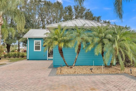 Casa en venta en Polk City, Florida, 1 dormitorio, 84.17 m2 № 1746691 - foto 9