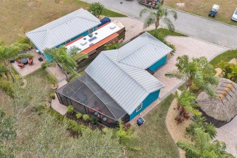 Casa en venta en Polk City, Florida, 1 dormitorio, 84.17 m2 № 1746691 - foto 17