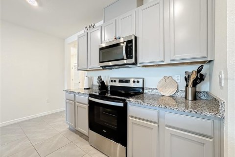 Casa en venta en Haines City, Florida, 4 dormitorios, 169.83 m2 № 2105920 - foto 6
