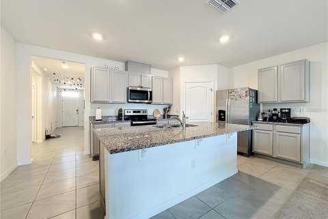 Casa en venta en Haines City, Florida, 4 dormitorios, 169.83 m2 № 2105920 - foto 8
