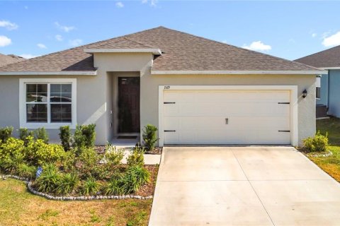 Casa en Haines City, Florida 4 dormitorios, 169.83 m2 № 2105920