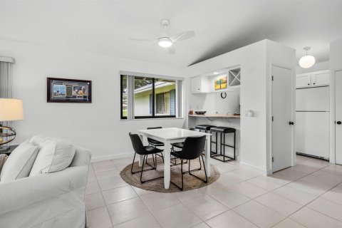 Touwnhouse à vendre à Palm Beach Gardens, Floride: 2 chambres, 105.44 m2 № 2421285 - photo 5