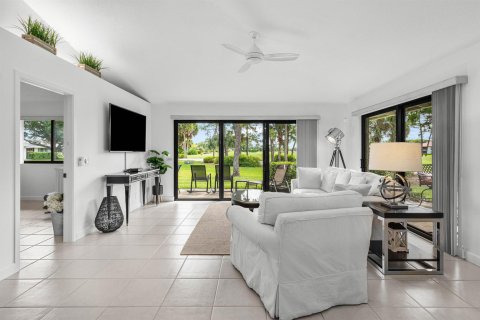 Touwnhouse à vendre à Palm Beach Gardens, Floride: 2 chambres, 105.44 m2 № 2421285 - photo 23