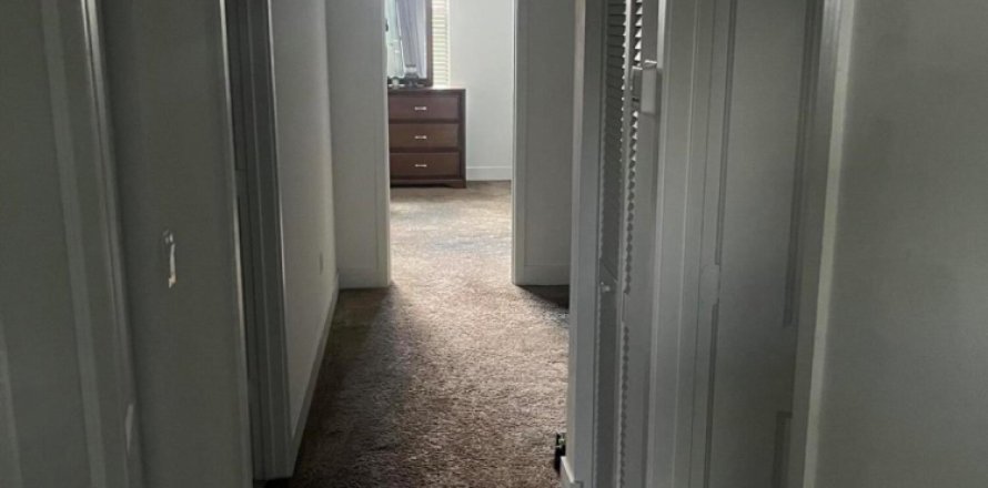 Townhouse in Riviera Beach, Florida 3 bedrooms, 159.23 sq.m. № 1225645