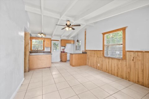 House in Tampa, Florida 2 bedrooms, 69.49 sq.m. № 1766990 - photo 9