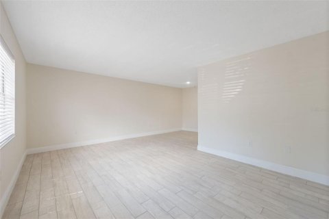 Copropriété à vendre à Tampa, Floride: 1 chambre, 70.61 m2 № 1905597 - photo 3