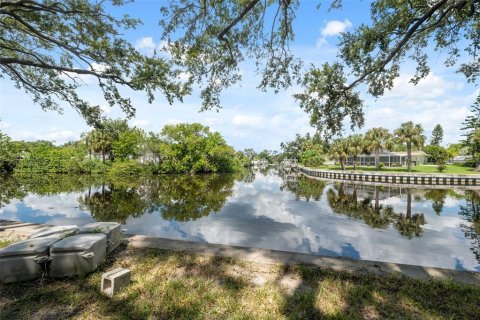 Copropriété à vendre à Tampa, Floride: 1 chambre, 70.61 m2 № 1905597 - photo 15