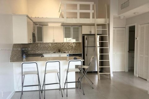Condo in Sunrise, Florida, 1 bedroom  № 2020889