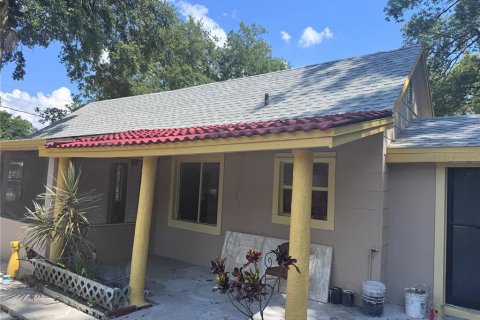 House in Orlando, Florida 5 bedrooms, 167.22 sq.m. № 1766066 - photo 8