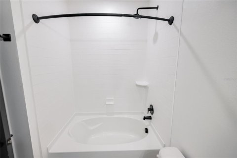 Apartamento en alquiler en Sarasota, Florida, 1 dormitorio, 75.72 m2 № 1824272 - foto 17