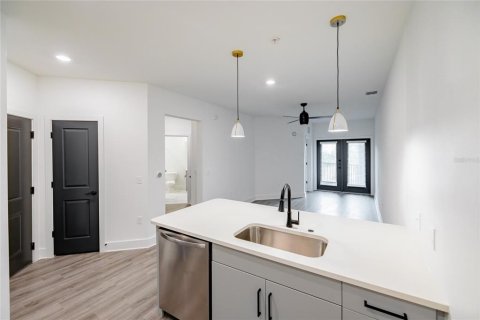 Apartamento en alquiler en Sarasota, Florida, 1 dormitorio, 75.72 m2 № 1824272 - foto 6