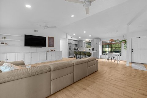 Casa en venta en Arcadia, Florida, 4 dormitorios, 233.18 m2 № 1908281 - foto 13