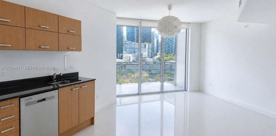 Condo in Miami, Florida, 1 bedroom  № 2087995