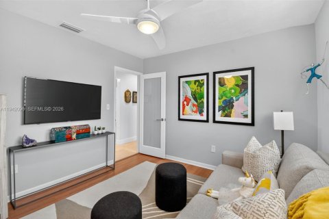 Villa ou maison à vendre à Miami, Floride: 3 chambres, 209.59 m2 № 2059810 - photo 29