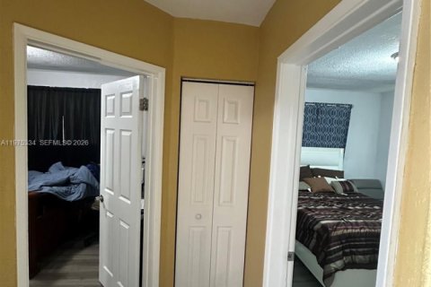 Купить виллу или дом в Помпано-Бич, Флорида 3 спальни, № 2041383 - фото 16