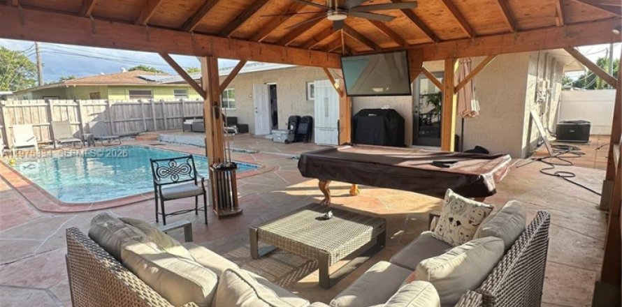 Дом в Помпано-Бич, Флорида 3 спальни № 2041383