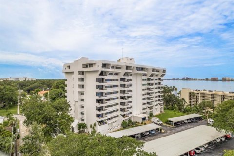 Condominio en venta en Clearwater, Florida, 2 dormitorios, 121.7 m2 № 1733571 - foto 1