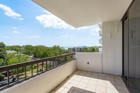 Condominio en venta en Clearwater, Florida, 2 dormitorios, 121.7 m2 № 1733571 - foto 20