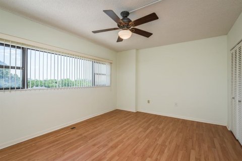 Condominio en venta en Clearwater, Florida, 2 dormitorios, 121.7 m2 № 1733571 - foto 17
