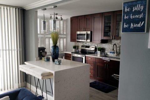 Купить кондоминиум в Авентура, Флорида 2 спальни, 145.39м2, № 1959407 - фото 28