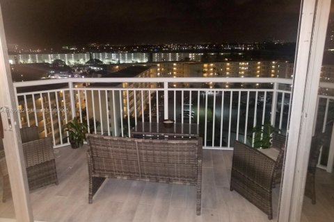 Купить кондоминиум в Авентура, Флорида 2 спальни, 145.39м2, № 1959407 - фото 5